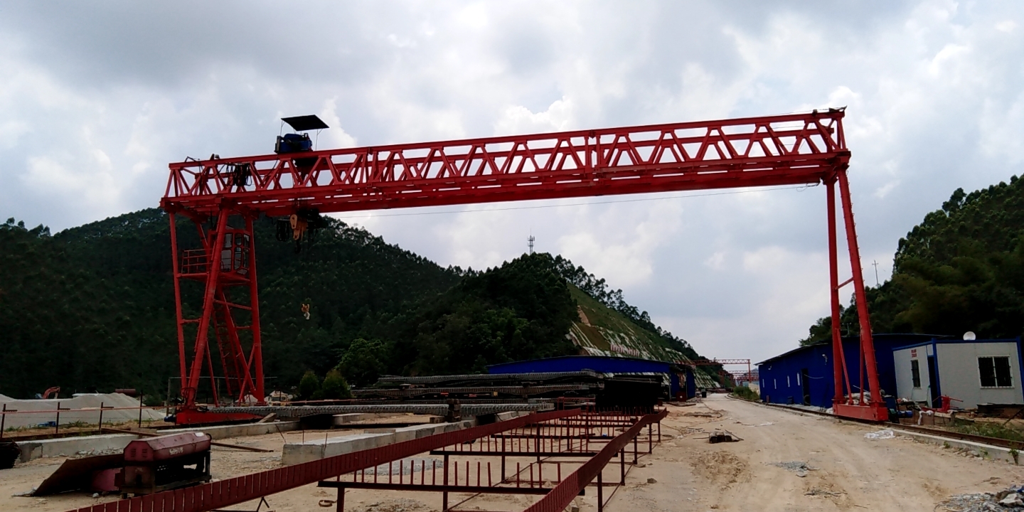 廣東茂名（粵桂界）高速TJ14標，MG80/10t-24m-9m-2臺，MH10t-24m-9m-2臺，MG40t-24m-9m-1臺，