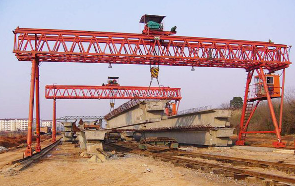 龍門吊減速機傳動齒輪轉動無效是什么原因?二手龍門吊齒輪油該如何保持適合黏度?